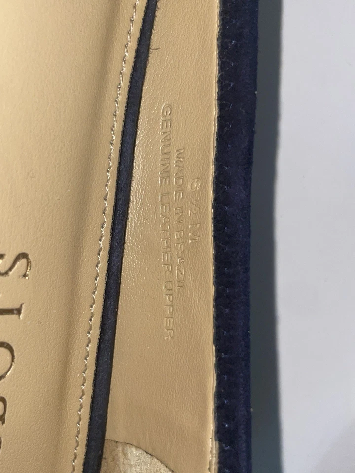 Talbots Women’s Navy Blue Suede Flats Size 6.5M. - Image 2 of 4