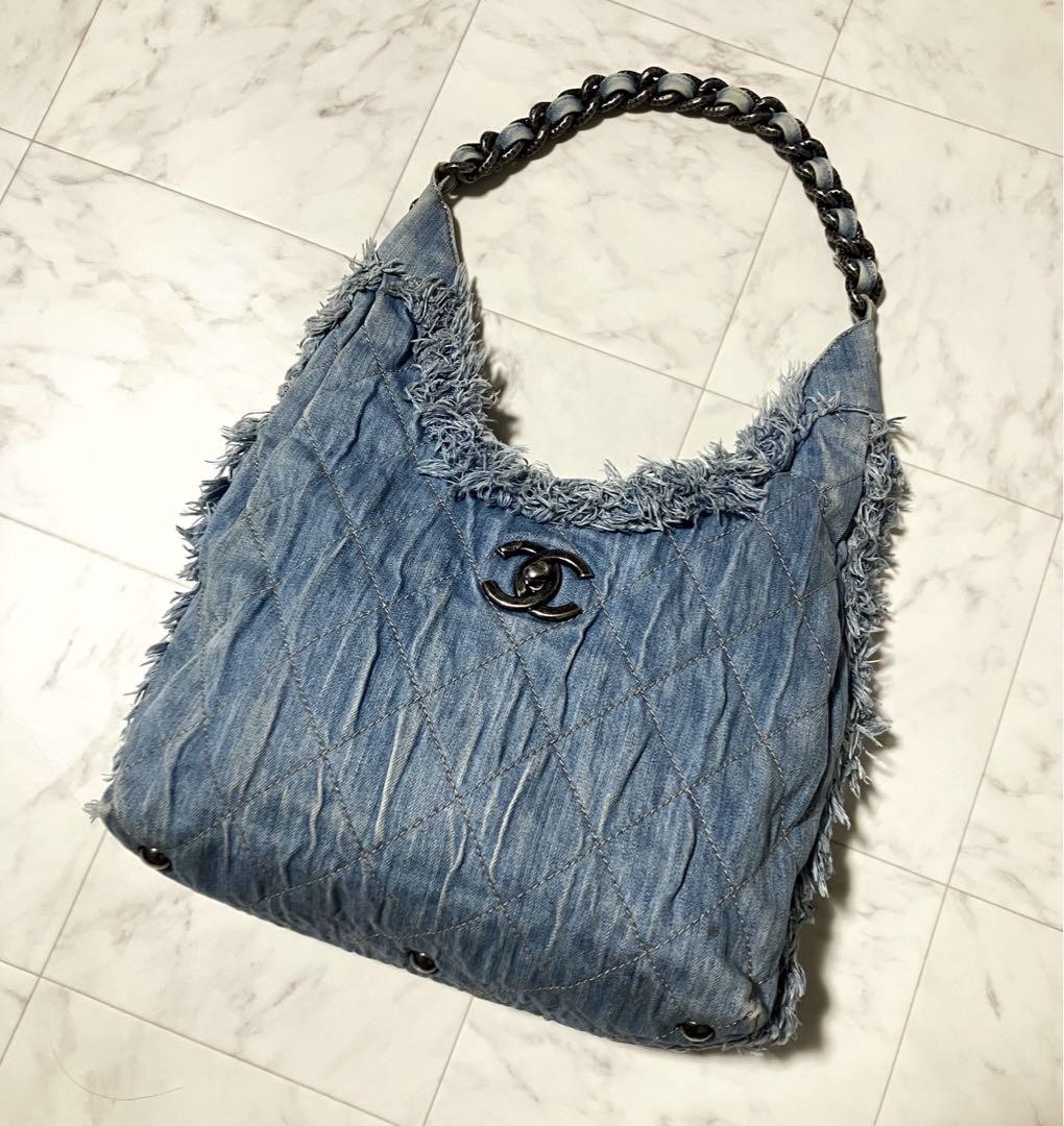CHANEL quilted denim tote bag with chain strap style PG261A