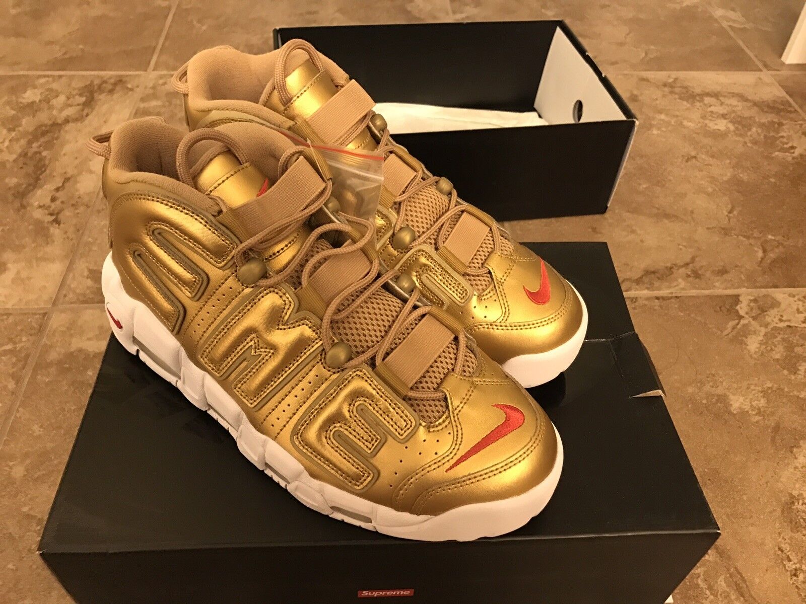 Let at ske Samlet Avenue Nike Air More Uptempo Supreme Gold Size 11 | eBay