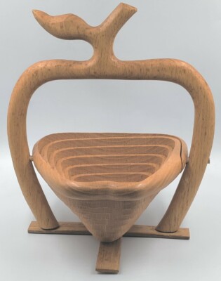 Apple Shaped Fruit Basket Trivet Ruffles & Wood Wooden Spiral Cut Collapsible