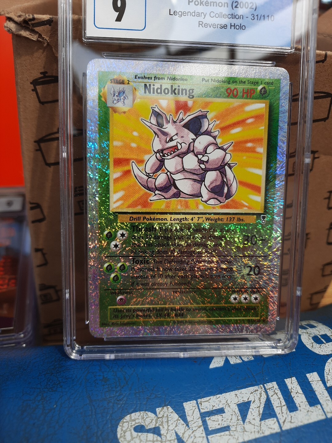 Nidoking Legendary Collection REVERSE HOLO cgc 9 MINT Pokemon 2002 31/