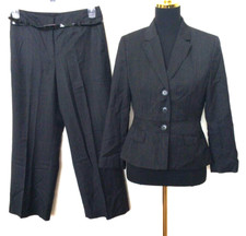 NWT LOFT Women  s Black Pinstripe 2 Piece Pant Suit Size 6P 218.99