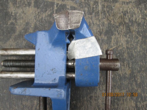 RECORD VICE - BRITISH MADE - SMALL PORTABLE - V 75 - NOT FROM CHINA ? - Picture 6 of 12