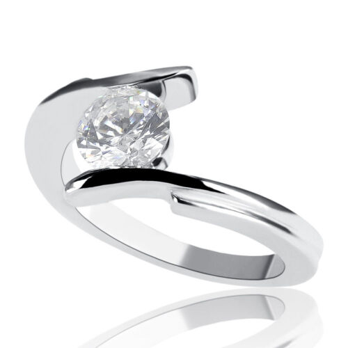 0.87 CT Affordable Round Cut Diamond Engagement Ring 14K White Gold D/SI1 - Picture 1 of 5