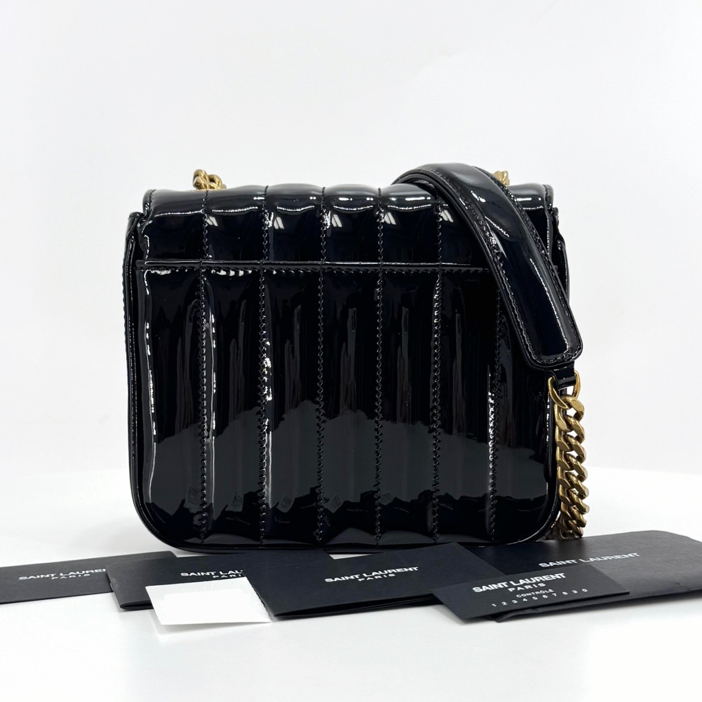 Borsa a tracolla e tracolla Saint Laurent Vicky Patent catena nera 538439 139998876