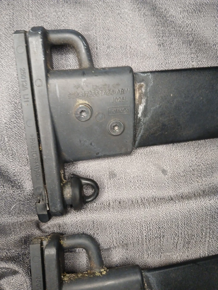 2000 2012 Ford Escape Roof Rack Cross Bars - Image 4 of 4