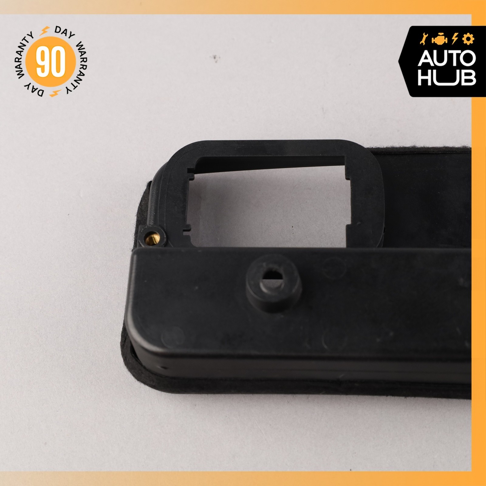Maserati 4200 GT 2002 Center console P/N 66190900