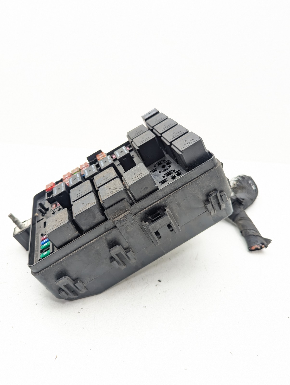 14-16 Maserati Quattroporte M156 S 3.0L Front Engine Bay Fuse Box 670007387