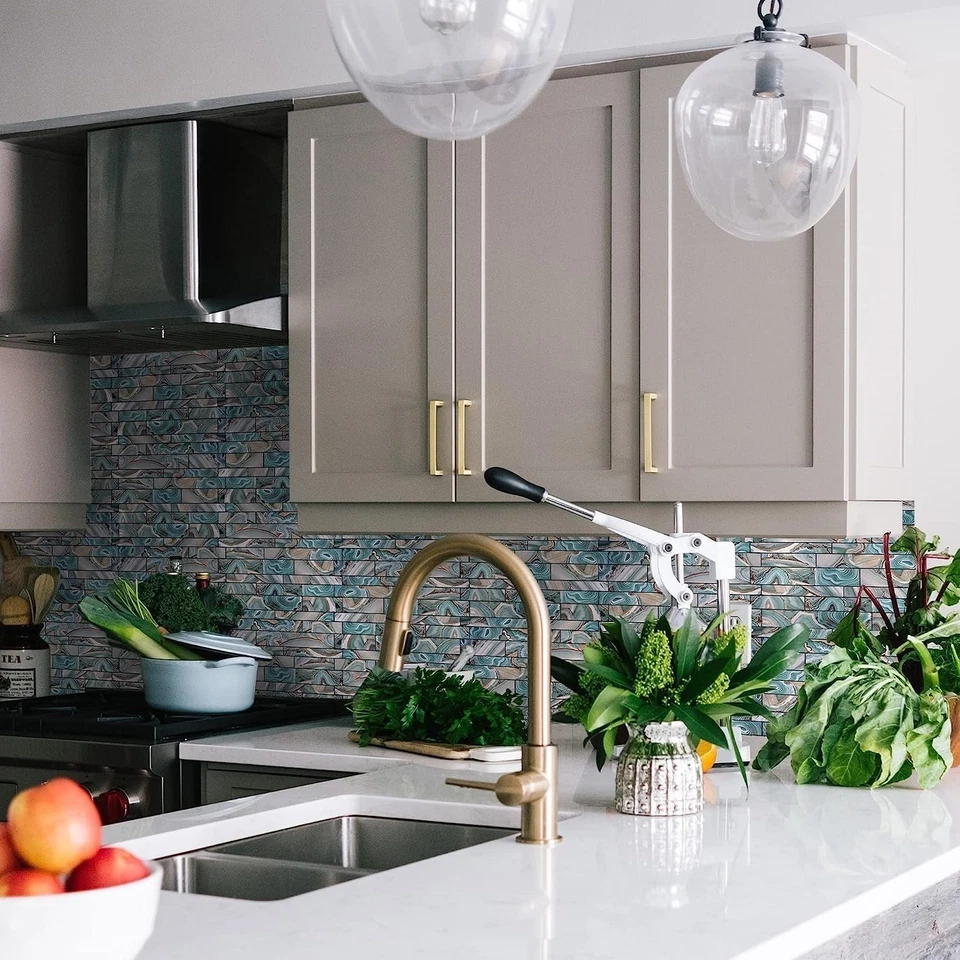 Kieacia 10 Sheet Peel And Stick Kitchen Backsplash Tiles Green Onyx PVC - Image 2 of 4