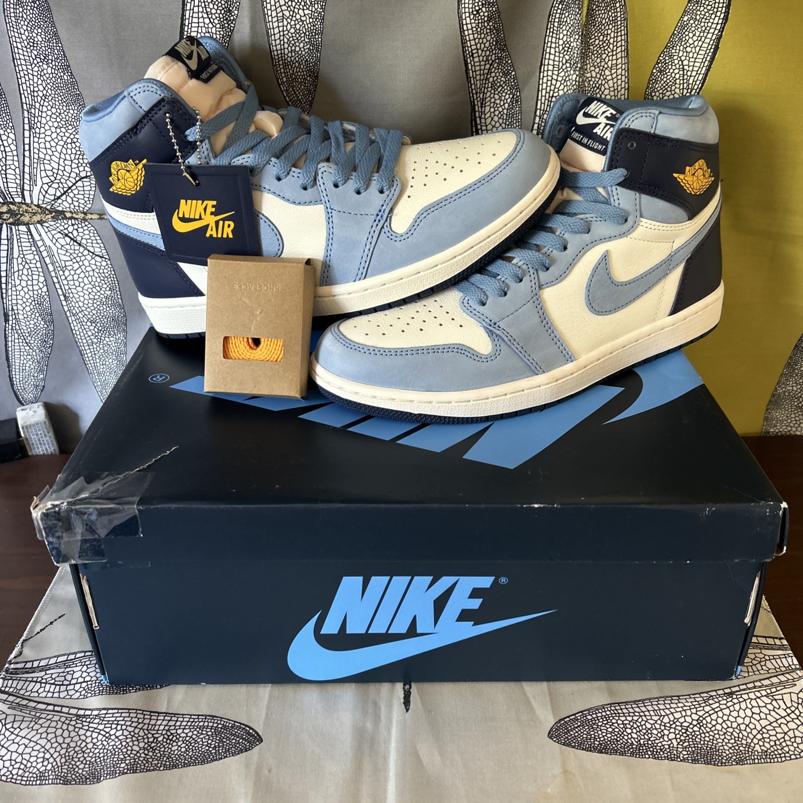 Size 10W or 8.5M - Jordan 1 Retro High OG First in Flight