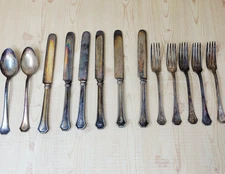 Antique Reed & Barton Silverplate Flatware 6 Knives 5 Forks 2 Spoons UNKNOWN AGE