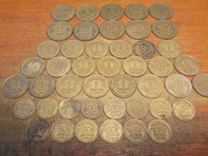 Mixed lot of Circulated Coins from France     mixed dates 1931 - 44