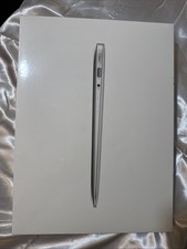 New Apple MacBook Air 13-Inch Model A1466 Sea...