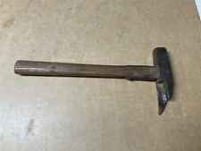 Vintage roofing hammer No. 600
