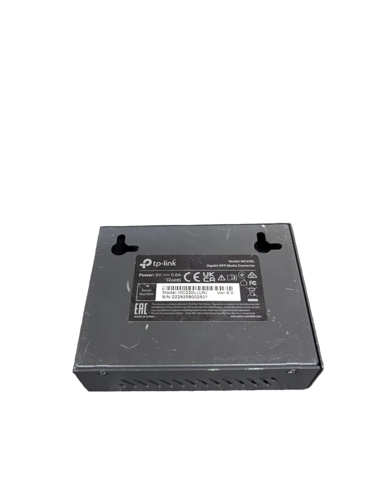 TP Link Gigabit SFP Media Converter (MC220L) - Image 3 of 4