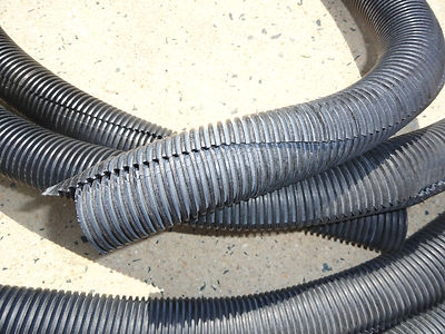 50 ft of Panduit 1 1/2'' Corrugated Flexible Split Conduit, CLT 150N-D630