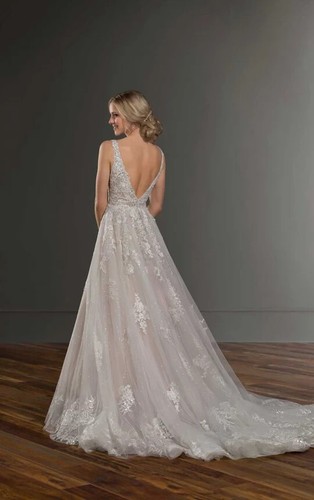 Gorgeous Martina Liana wedding dress, Style 1000 - worn once, only inside! - Picture 3 of 7