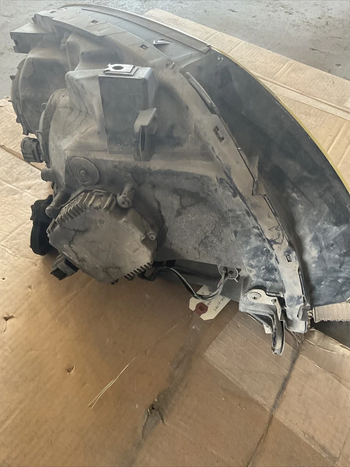 05-07 英菲尼迪 G35 轿车右前灯总成 26010-AC70A — 第 3/4 张图片