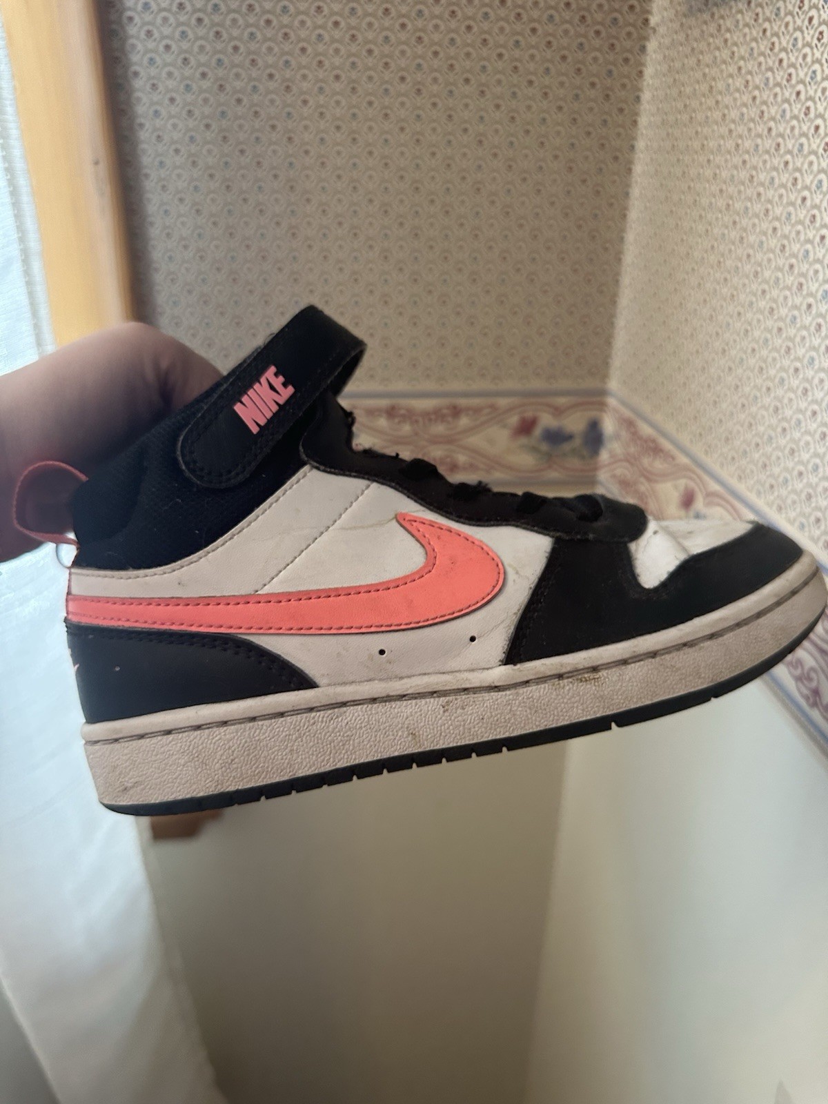 Nike  Mid 2 Girls Size 2Y Black Athletic Shoe Sneakers