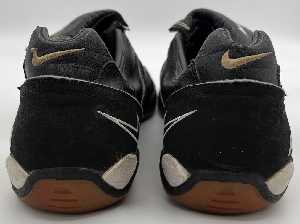 Vintage Nike Air Brasilia 2 TR Indoor Soccer Futsal Shoes  display picture 2
