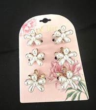 Small mini gold flower metal hair claw clip with faux pearls