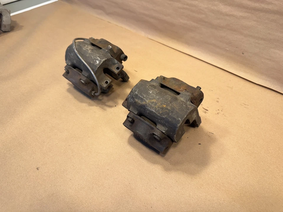 Pinzas de freno Jaguar XK150 DUNLOP 1-5/8 pulgadas OEM 688382 Foto 3 de 4