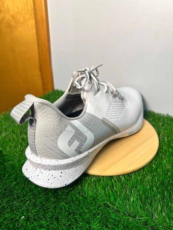 全新 FootJoy 高尔夫 FJ Fuel 无钉鞋 白色/灰色/蓝色 14 码 中号 — 第 3/4 张图片
