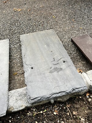 slate roofing tiles,  different sizes - great for roofing repairs (Lots Of 25)
