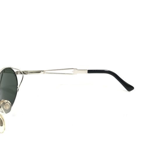 Vogue Sunglasses VO3233-S 304 Black Silver Round Oval Full Rim 52-19-130 - Picture 6 of 9