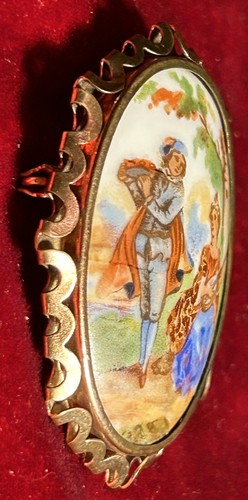 French Antique Victorian Limoges after J.-H. Fragonard painted porcelain brooch - Picture 4 of 9