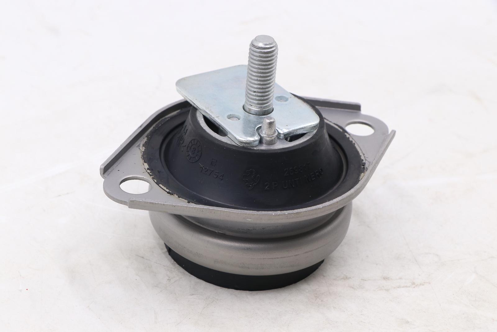 Pair Transmission Mount Gearbox Flexible Pad For Maserati  GranTurismo