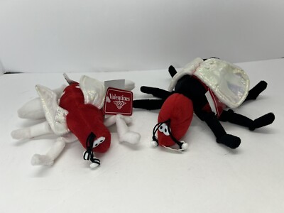Lot of 2 Vintage 1994 Commonwealth Jitter Love Bugs Bean Bag Plush Valentines