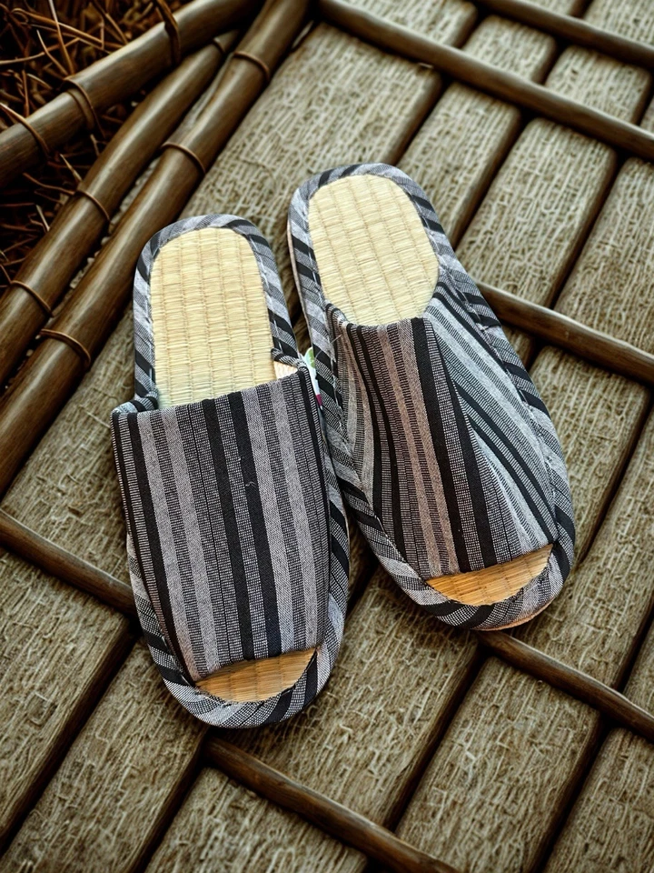 ZAPATILLAS TRANSPIRABLES BAMBÚ RAYAS Foto 4 de 4