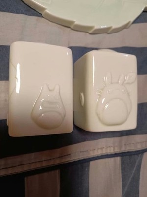 となりのトトロソルト&ペッパー Studio Ghibli My Neighbor Totoro Ceramic Salt & Pepper Shakers