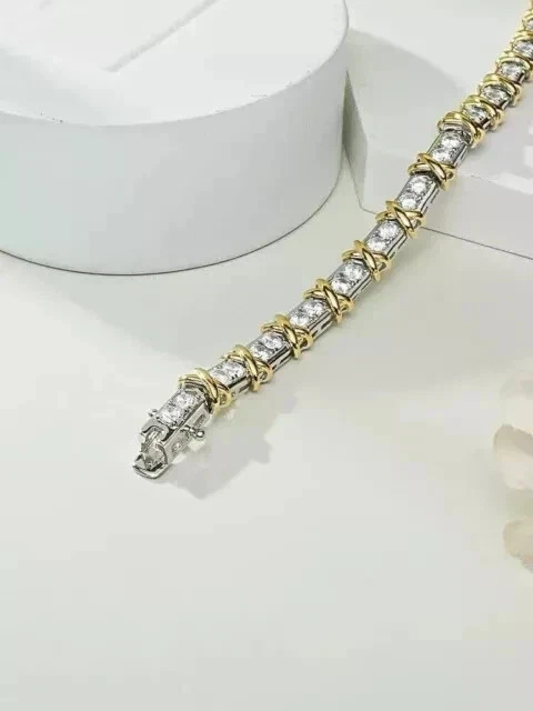 Brazalete de tenis para mujer de moissanita real de corte redondo de 9 quilates enchapado en oro bicolor de 14 quilates Foto 3 de 4