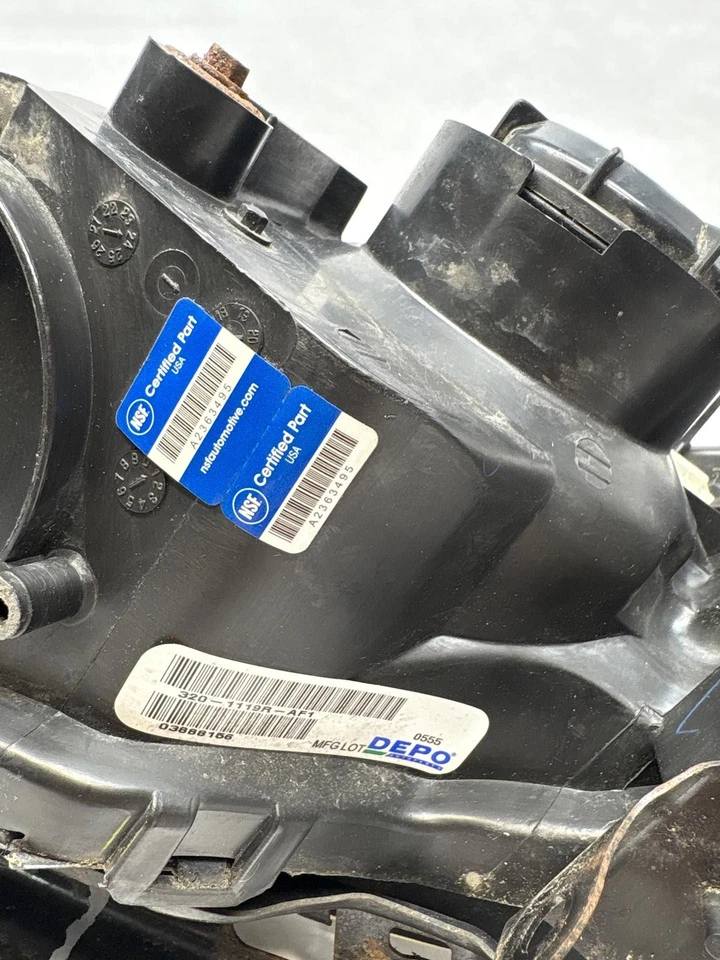 Conjunto de faros de pasajero derecho Subaru Forester 2006-2008 mercado de accesorios Depo Foto 4 de 4