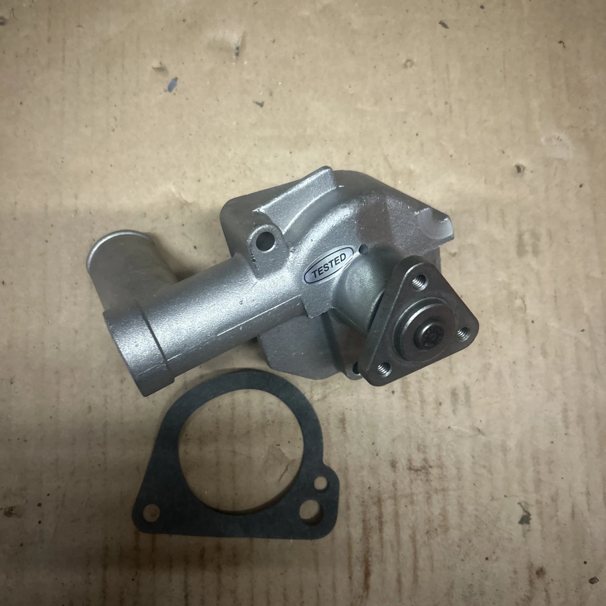 Quinton Hazell Water Pump – Ford Granada MK II 2.8 V6 Carb & Injection 1982-85, Classic Car Part