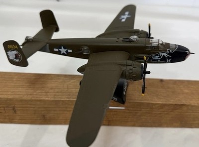 Model Power Postage Stamp B-25J 1:100 Diecast Desktop Display Stand