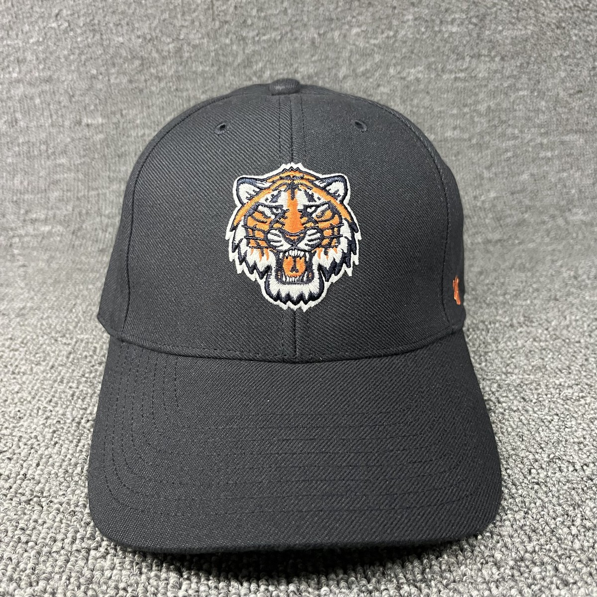 Detroit Tigers '47 Brand MVP Hat Black Tiger Head Logo Strapback Baseball Cap