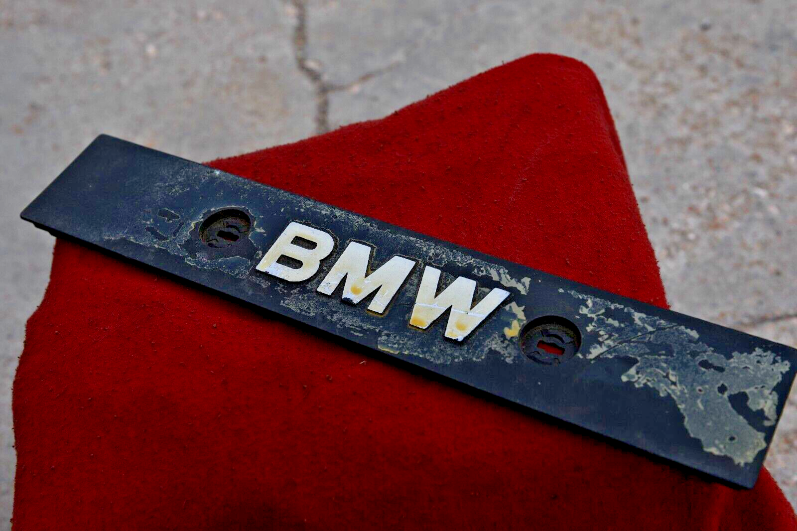BMW E36 Valve Spark Plug Cover 1721718 for sale online | eBay