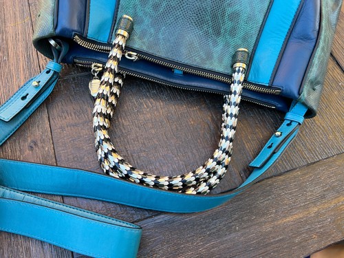 Authentic BVLGARI Serpenti Leather Tote Bag - Picture 13 of 24