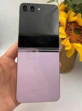 Samsung Galaxy Z Flip5✨ FACTORY Unlocked ✨8➕256G - Excellent