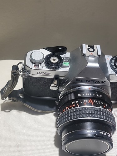 Pentax MG 35mm SLR Camera + 52mm lens Black And Chrome W/ Strap And Manuals - Picture 3 of 11