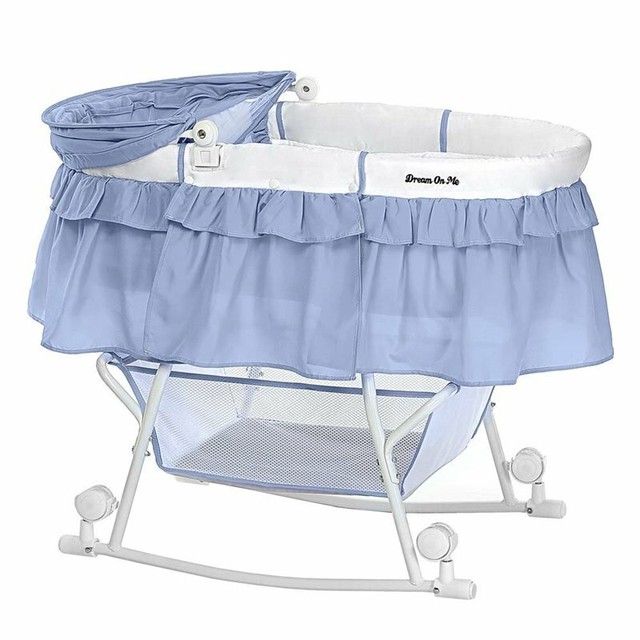 dream on me lacy portable 2 in 1 bassinet and cradle