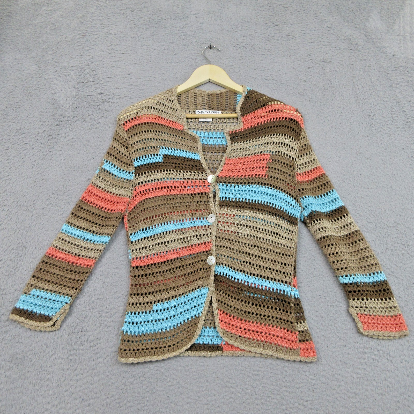 Foto 1 di 16