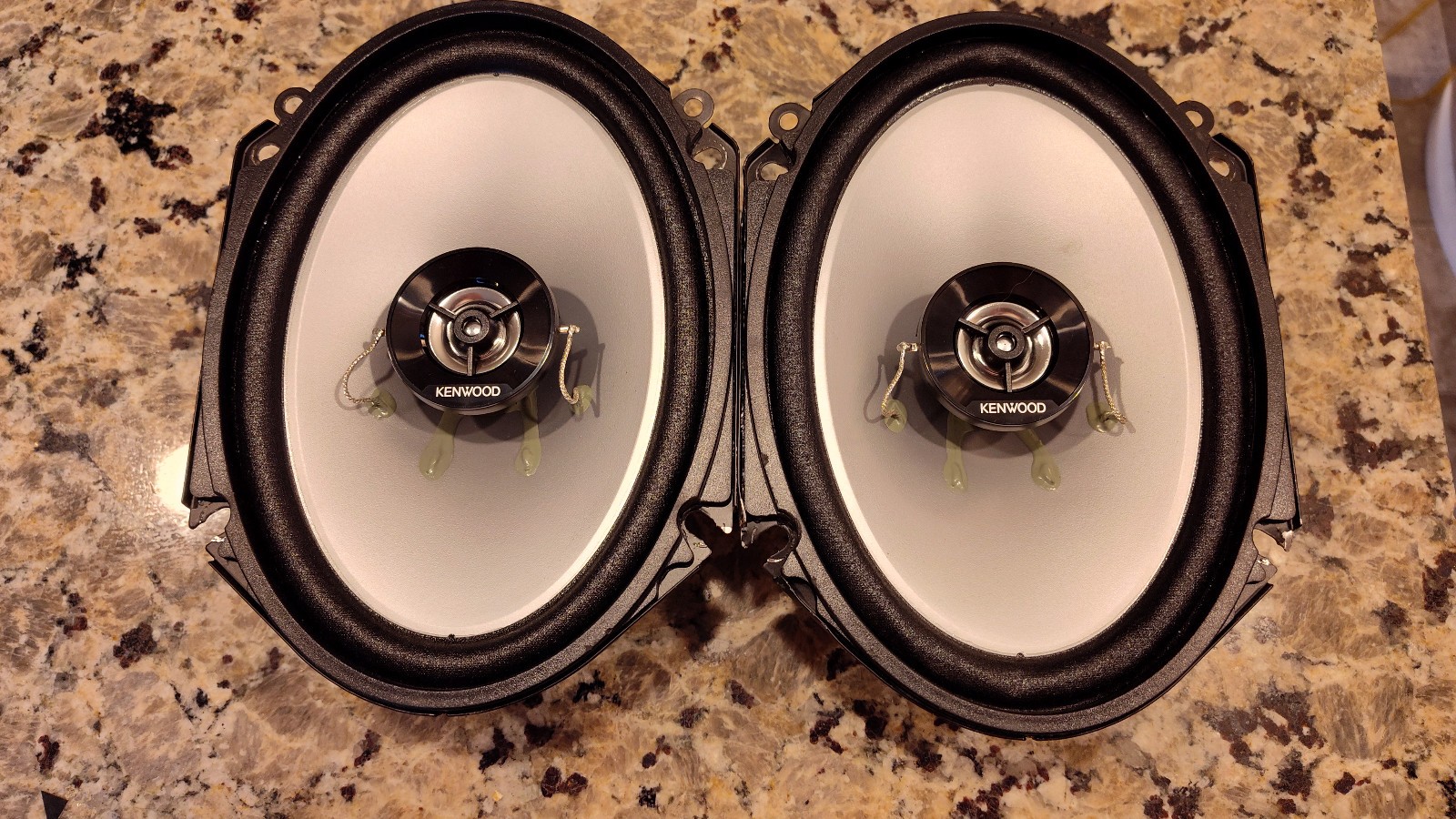 Kenwood KFC-C6866S 6x8" 2-Way Speaker System, 250W Max Power