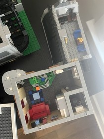 LEGO Creator Expert Assembly Square 
