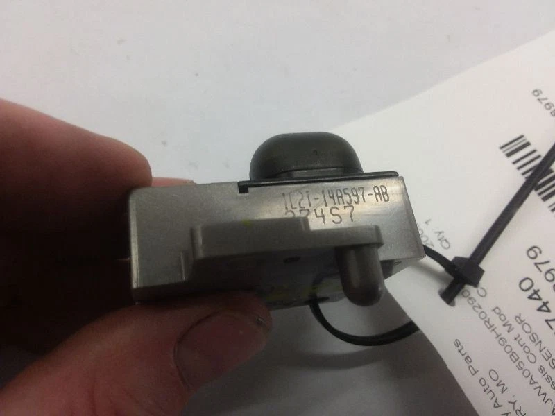 Модуль управления датчиком дождя стеклоочистителя ECM шасси Jaguar XK 2007-2015 годов выпуска - Изображение 3 из 4