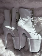Pleasers 8 Inch White Flamingo Boots In Size UK8