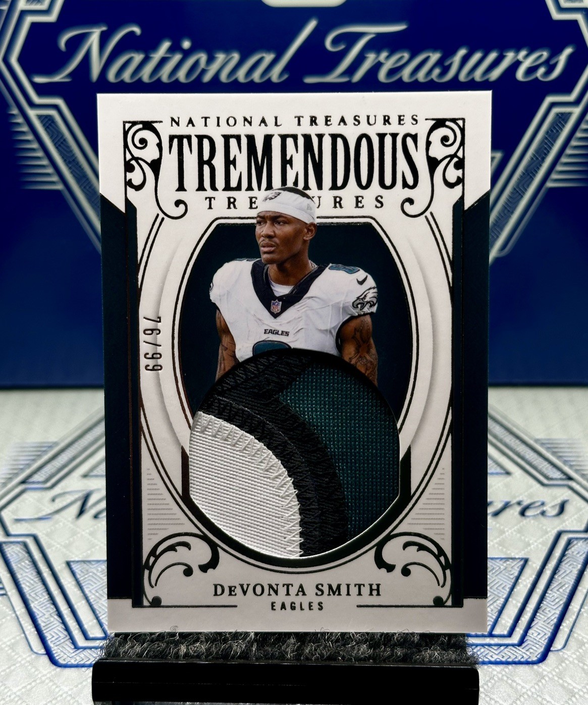 2025 National Treasures DeVonta Smith Tremendous Treasures Sick Patch,#/99🦅🔥